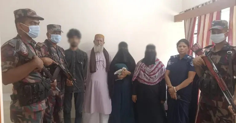 ফেনীতে ‘পুশ ইন’ করা চারজন
